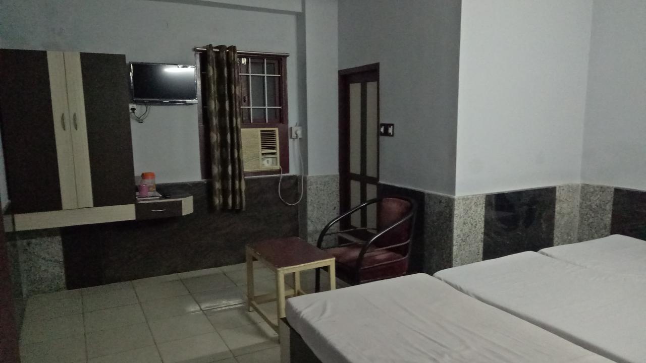 Hotel Mim Park Кумбаконам Экстерьер фото